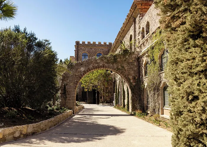 Chateau De Theoule Hotel & Spa