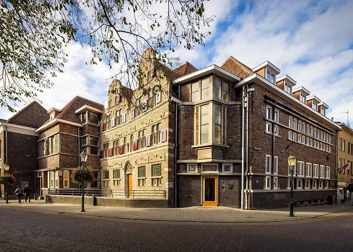 Stadsherberg Ald Weishoès - Hostel
