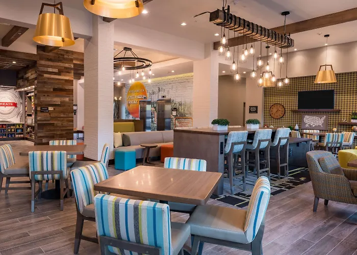Hampton Inn Riverside Downtown Convention Center