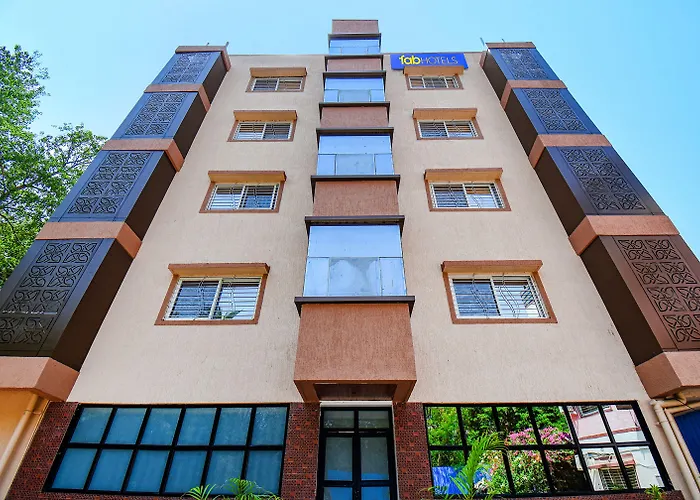 Fabhotel Prime Esta Inn - Nr Novotel Pune Nagar Road, Viman Nagar
