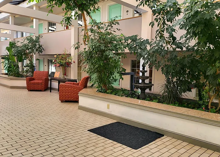 Greeneville Inn And Suites
