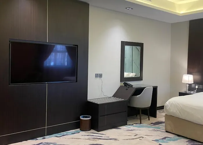 Al Wateen Hotel