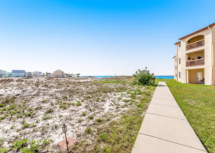 Sunset Harbor Palms 2-304