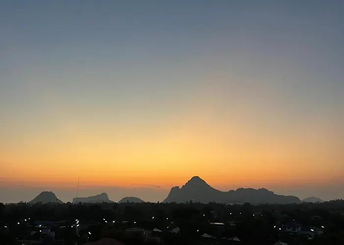 Mountain&Sea Hotel Prachuap