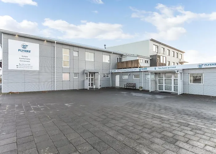 Flyers Airport Hotel