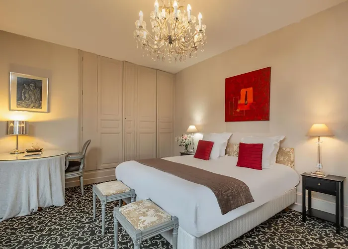 Hotel Le Pavillon Des Lys - Amboise Centre