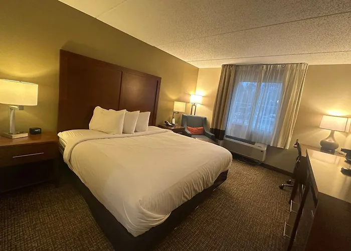 Wingate By Wyndham Pittsburgh West Mifflin