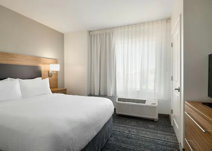 Towneplace Suites By Marriott Auburn University Area