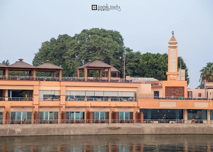 Nile Transportation Hotel