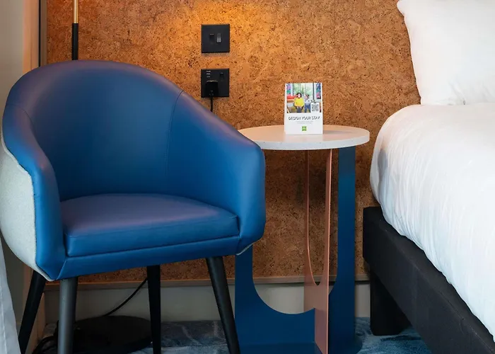 Ibis Styles Burton On Trent- Hotel & Suites
