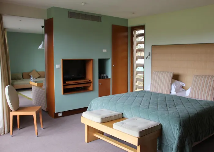 Le Manoir du Lys, The Originals Relais (Relais du Silence)