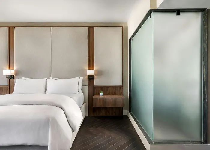 The Westin Harbour Castle, Toronto