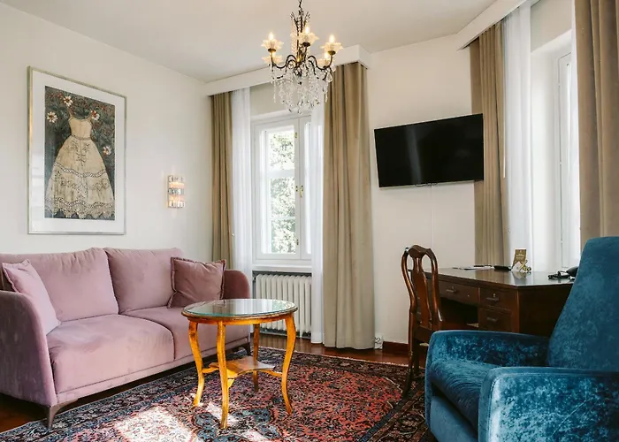 Boutique Hotel Yoepuu