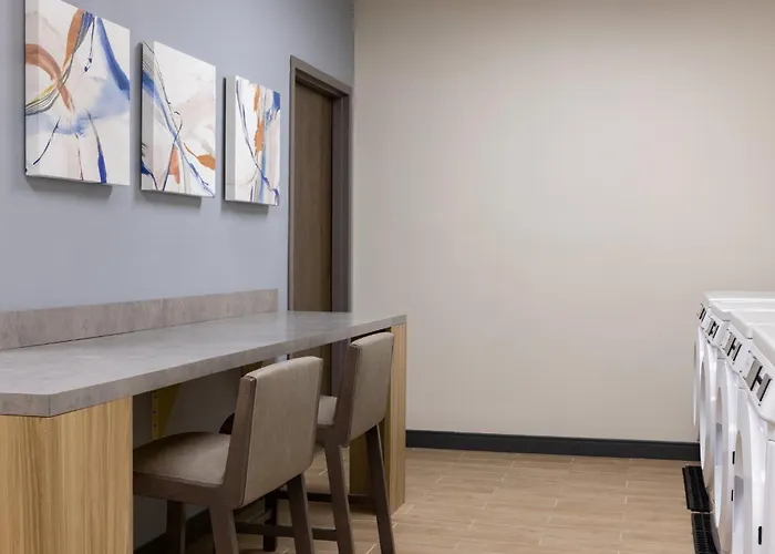 Independent Sphc BWI Suites