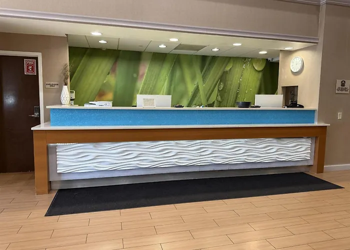 The Peoria Hotel, Surestay Collection By Best Western