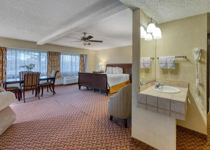 Surestay Plus Hotel By Best Western Reno Airport