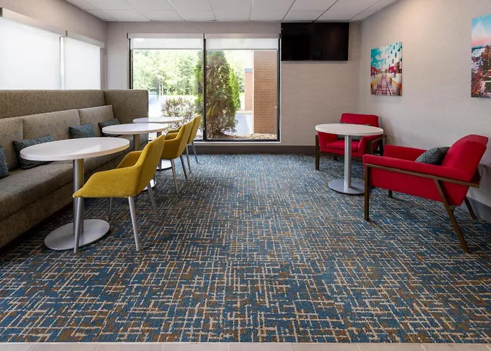 Hampton Inn Commerce