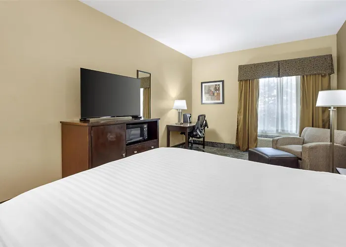 Best Western Plus Prairie Inn