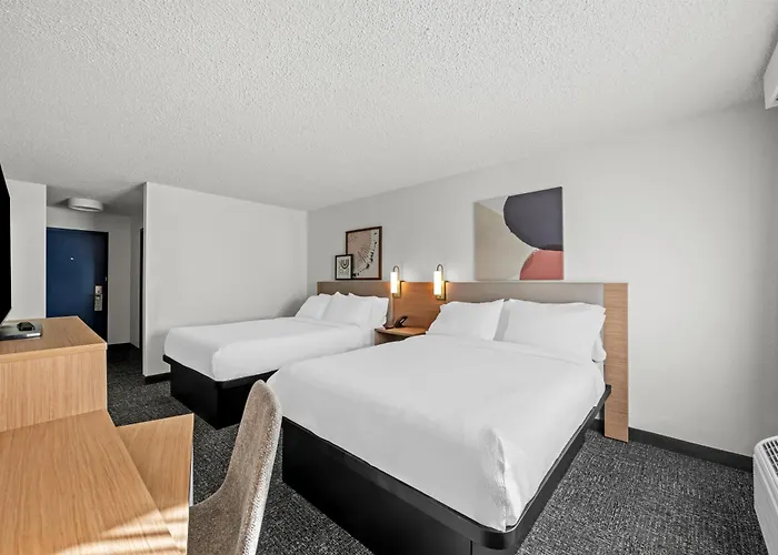 Spark By Hilton Cleveland Beachwood