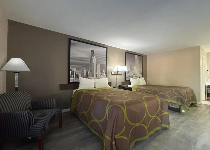 Super 8 By Wyndham Taylorville Il