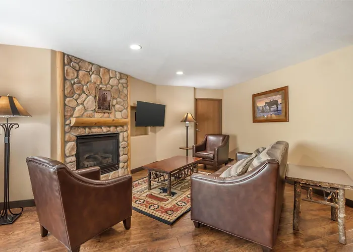 Best Western Plus Kelly Inn & Suites