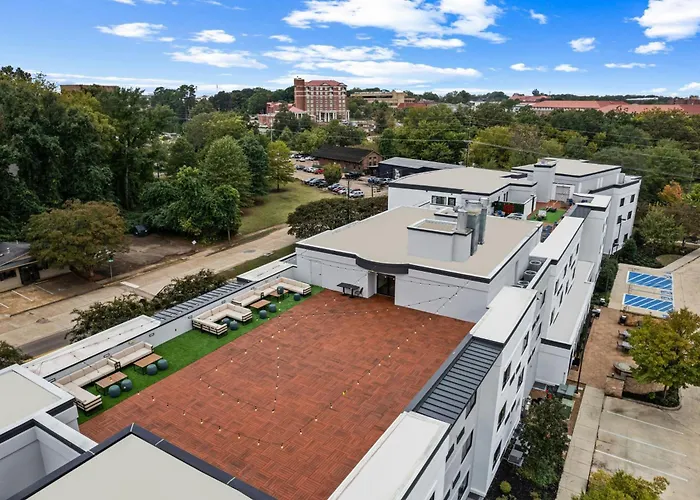 Courtyard By Marriott Oxford
