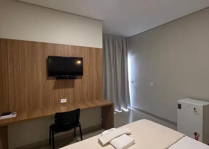 HOTEL PLAZA PONTES e LACERDA