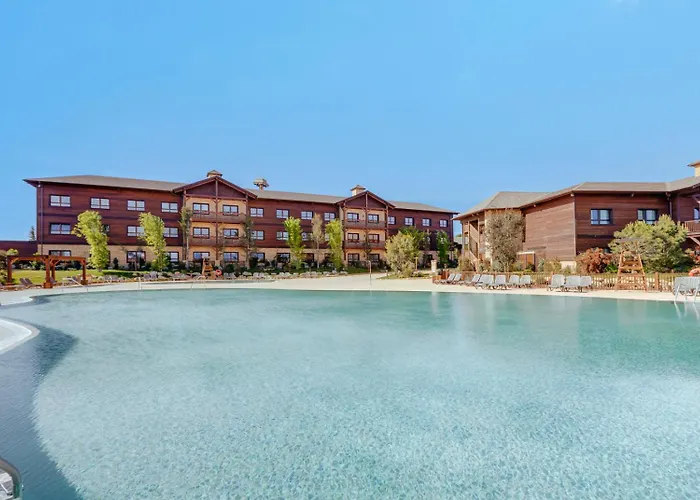PortAventura Hotel Colorado Creek: Theme Park Access Included