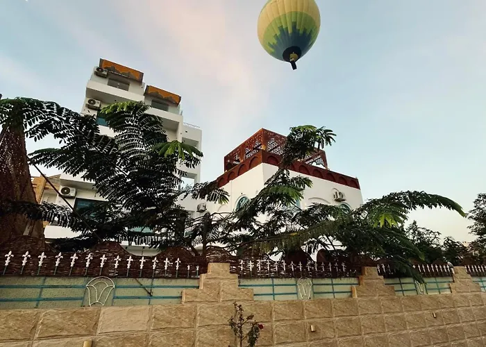 Flower Of Life Hotel