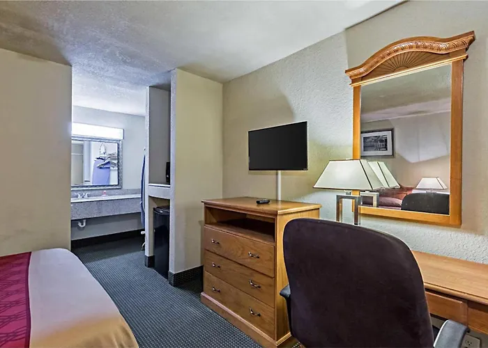 Eco Inn Suites By Hotel O Baytown
