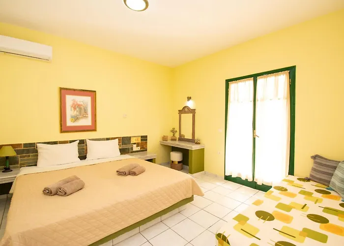 Aquarius Apartments "By Checkin"