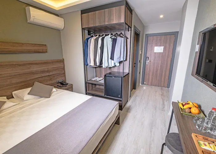 Candarli Resort Otel