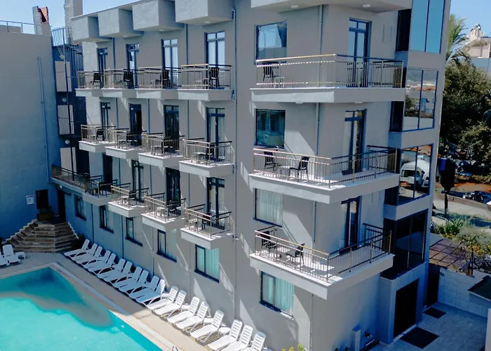 Candarli Resort Otel