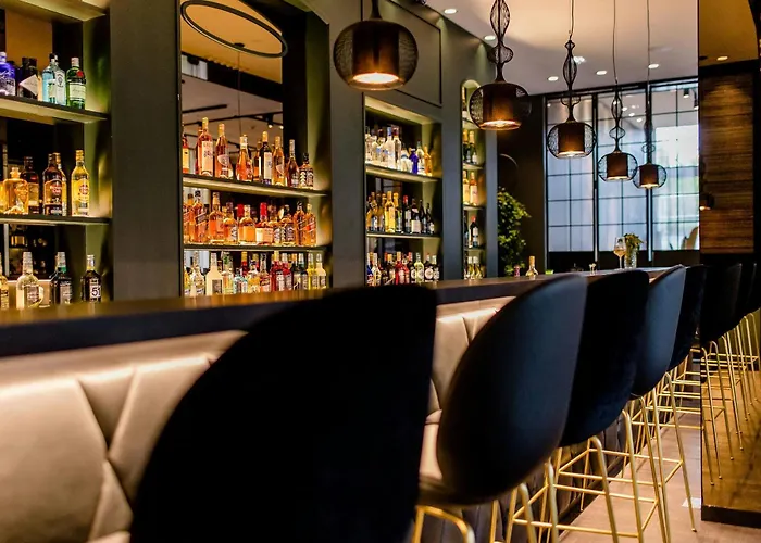 Motel One Paris-Porte Doree