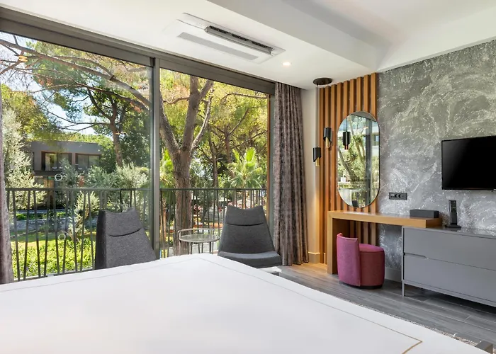 Unique Life Style Hotel