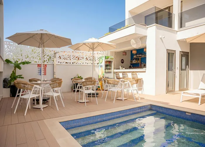 Elegant Maltepe Accommodation