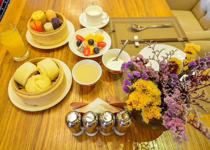 Floral Lux Hotel Shangri-La Ganden Manor