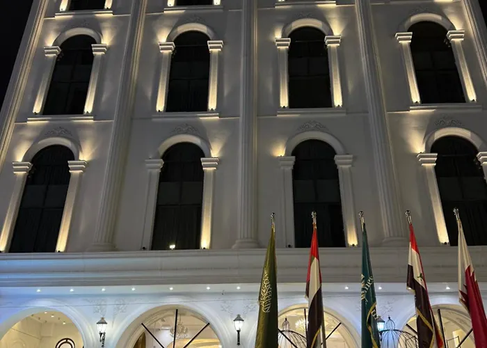 White Domes Hotel