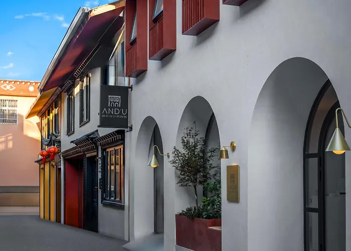 And-U Designer Homestay