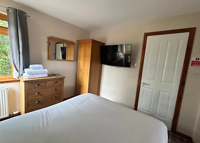 Westend Hotel & Bar