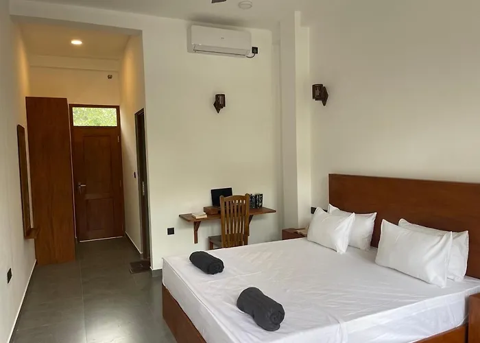 Coco Surf Inn - Ahangama