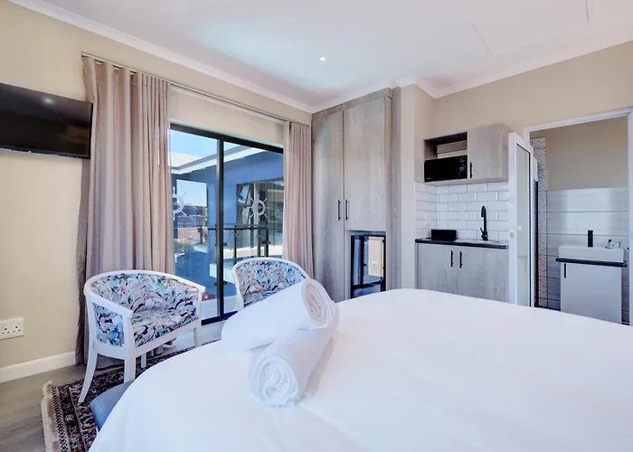 Ahoy Boutique Hotel
