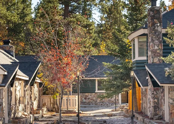 Arkouda Cabins