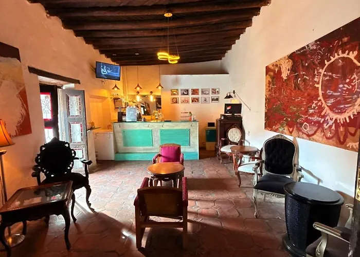 Hotel Ruinas Del Real