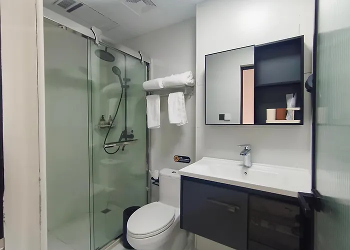 摩萨德酒店 上海浦东机场店 Shanghai Mossad Hotel - Shanghai Airport 24H Free Airport & Metro Shuttle, 24H Airport Shuttle And Front Desk, Snack Supermarket, Fully Equipped, Spacious Tidy Cozy Rooms