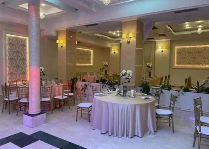 Hotel Tiara
