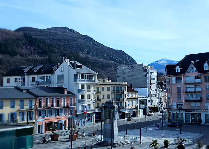 Hotel Du Commerce Et De Navarre