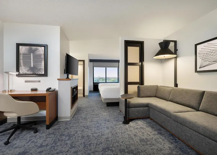 Hyatt Place Lakeland Center