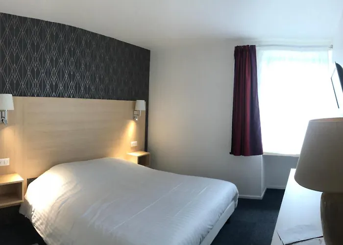 Cit'Hotel La Pyramide