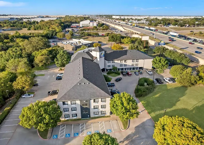 Days Inn & Suites By Wyndham Desoto